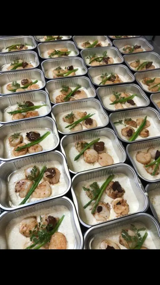 noix de saint jaques parfumé a la truffe.webp